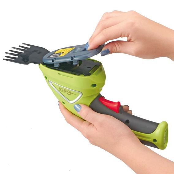 Garden Gear 3.6V Cordless Lithium-ion Trimming Shears with extension handle